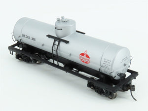 HO Scale Red Caboose RR-33051-07 UTOX Standard Oil Single Dome Tank Car #305
