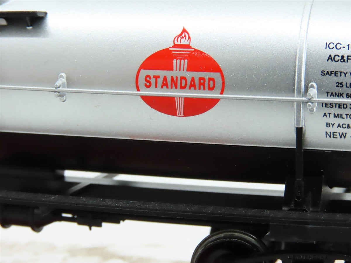 HO Scale Red Caboose RR-33051-06 UTOX Standard Oil Single Dome Tank Car #24581