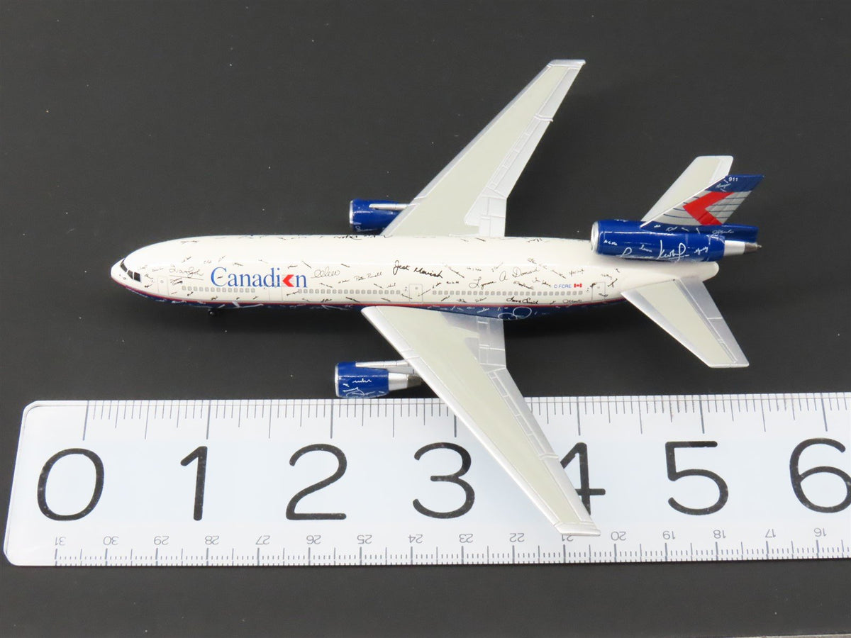 1:400 Dragon Wings 55180 Diecast Spirit of Canadian Signatures DC-10-30 Aircraft