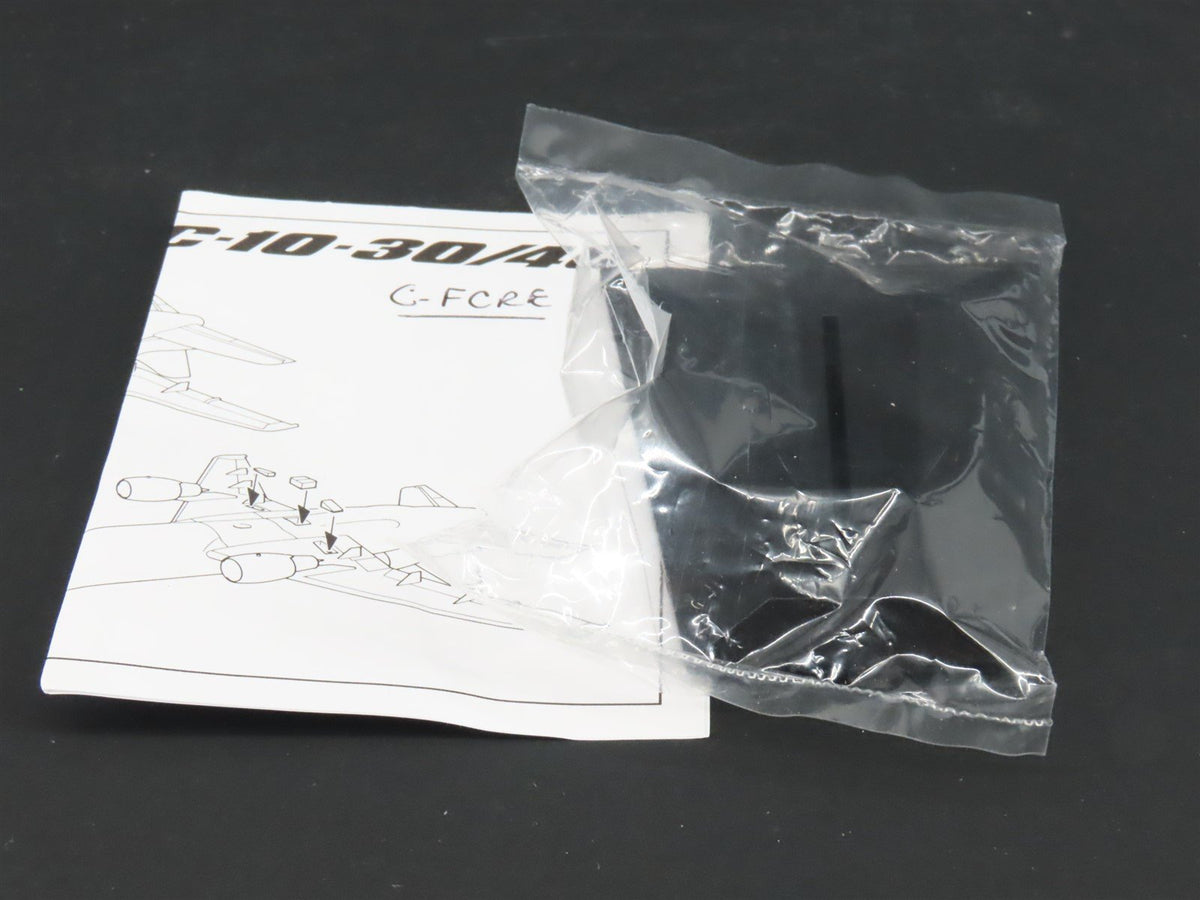 1:400 Dragon Wings 55180 Diecast Spirit of Canadian Signatures DC-10-30 Aircraft
