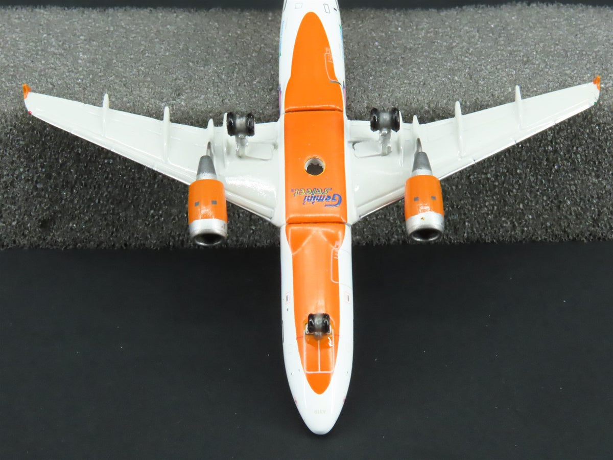1:400 Gemini Jets GSSKB028 Die-Cast Skybus &quot;Flying Pigs&quot; A319 Airbus N551SX