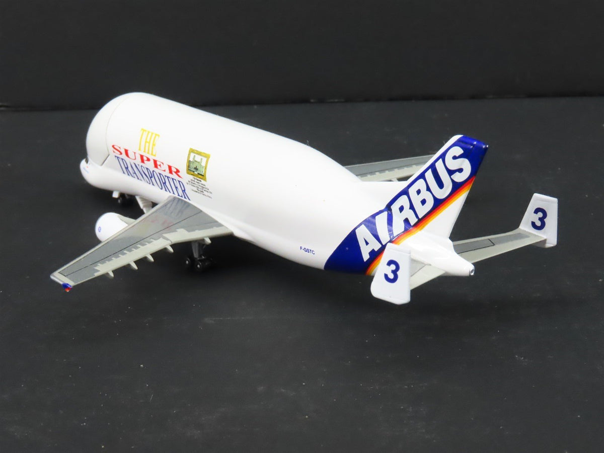 1:400 Dragon Wings 55203 Die-Cast Super Transporter Airbus A300-608 Aircraft