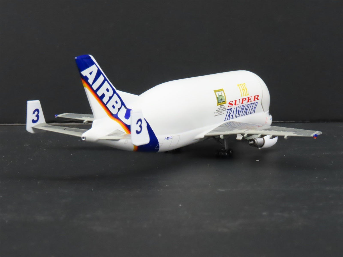 1:400 Dragon Wings 55203 Die-Cast Super Transporter Airbus A300-608 Aircraft