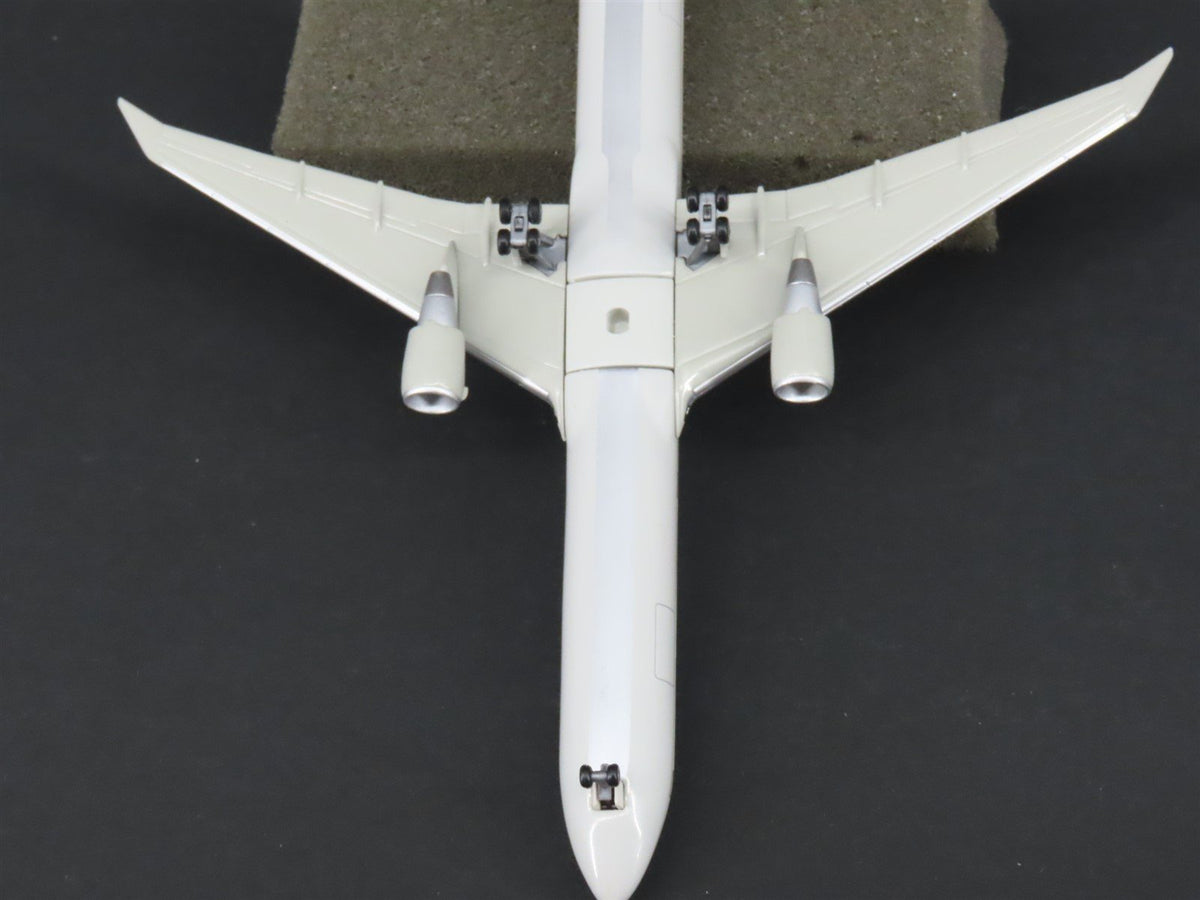 1:400 Scale Dragon Wings 55211 Die-Cast Continental Boeing B767-424 Aircraft