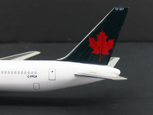 1:400 Scale Dragon Wings 55152 Die-Cast Canadian Boeing B767-424 Aircraft