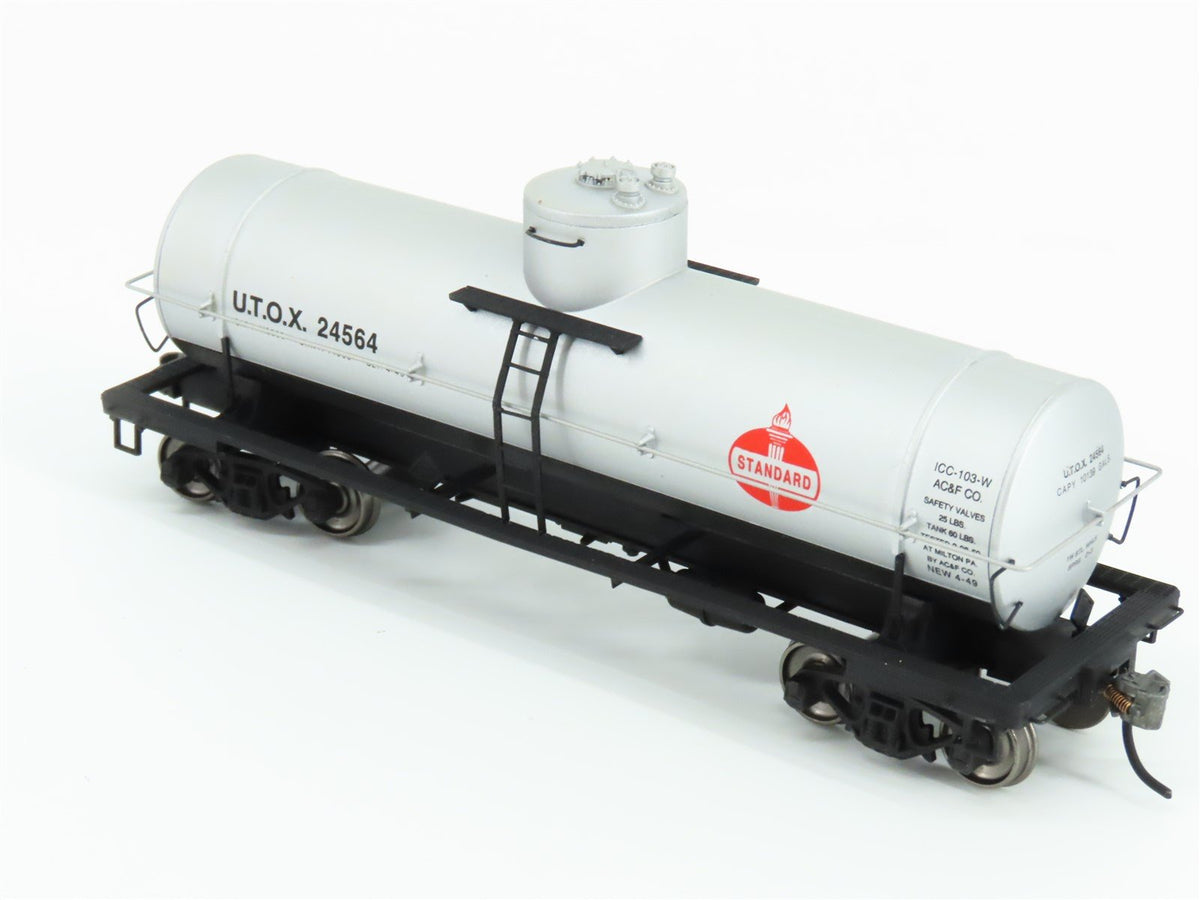 HO Scale Red Caboose RR-33051-03 UTOX Standard Oil Single Dome Tank Car #24564