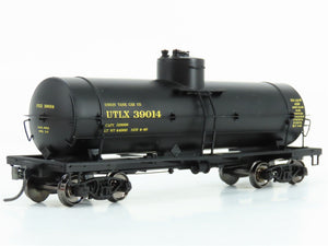 HO Scale Red Caboose RR-33001-58 UTLX 10K Gallon Single Dome Tank Car #39014