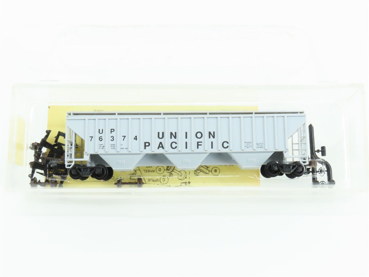 N Scale Precision Masters 1401 UP Union Pacific 3-Bay Covered Hopper #76374