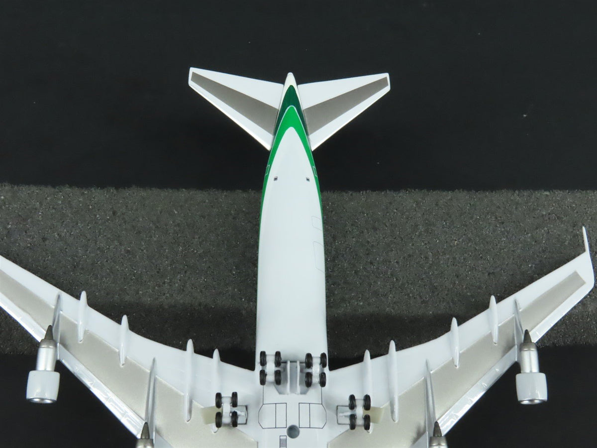 1:400 Aero Classics Die-Cast Evergreen Boeing 747-100F Airliner N481EV w/Gear