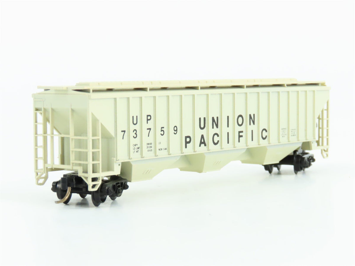 N Scale Precision Masters 1401 UP Union Pacific 3-Bay Covered Hopper #73759