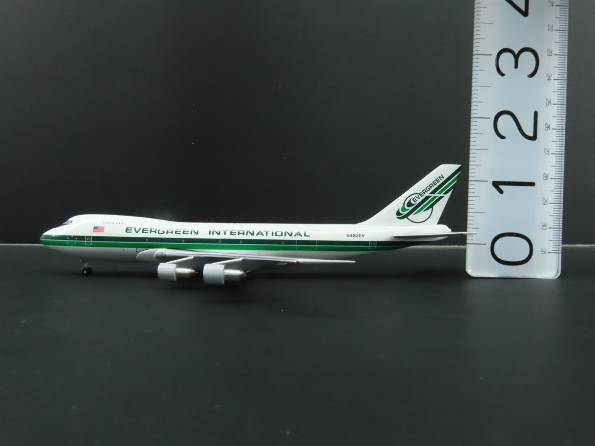 1:400 Aero Classics Die-Cast Evergreen Boeing 747-100F Airliner N482EV w/Gear