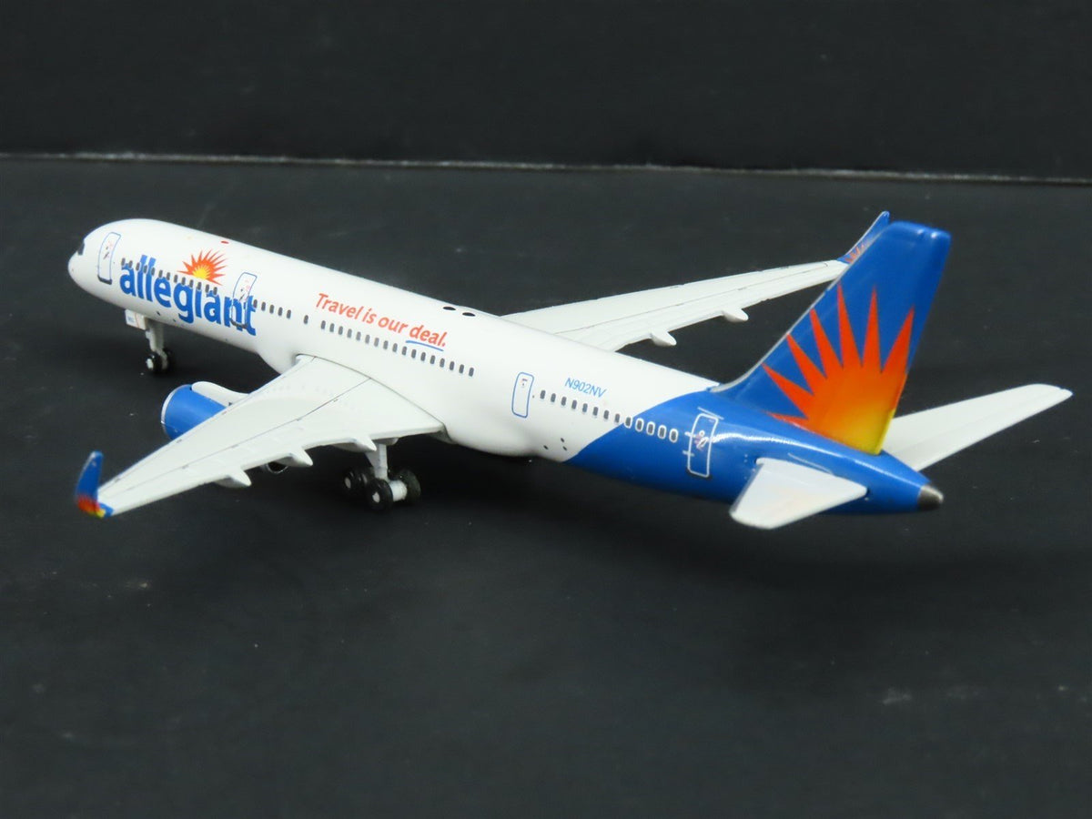 1:400 Scale Gemini Jets (White Box) Allegiant Die-Cast Boeing 757-200 N902NV