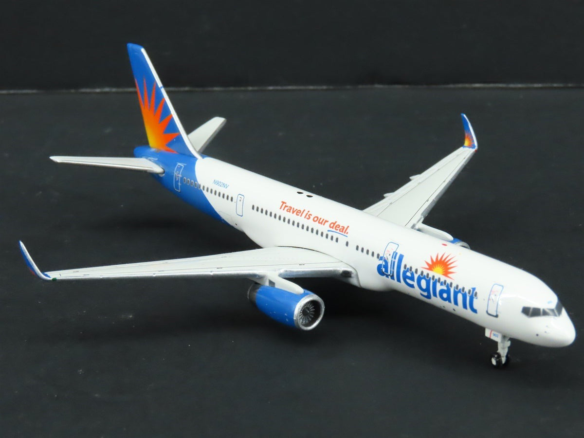 1:400 Scale Gemini Jets (White Box) Allegiant Die-Cast Boeing 757-200 N902NV