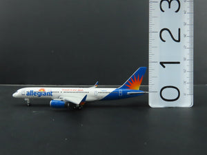 1:400 Scale Gemini Jets (White Box) Allegiant Die-Cast Boeing 757-200 N902NV
