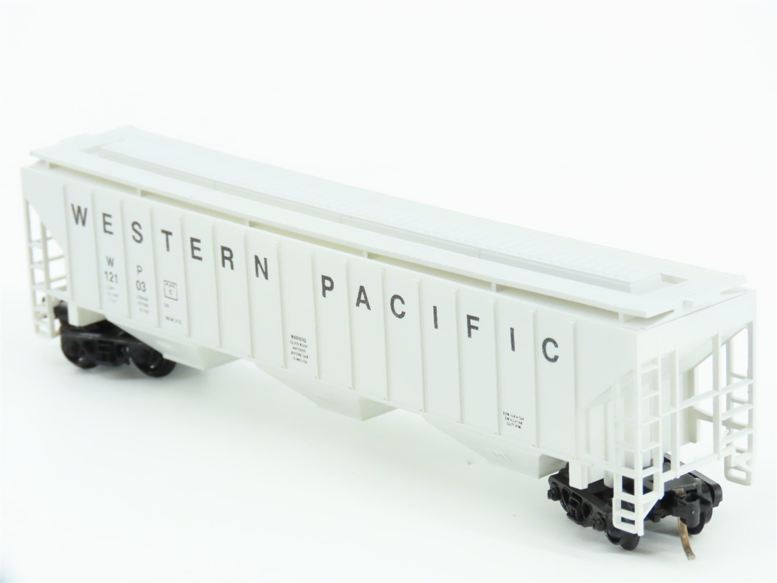 N Scale Precision Masters 1531 WP Western Pacific 3-Bay Covered Hopper #12103