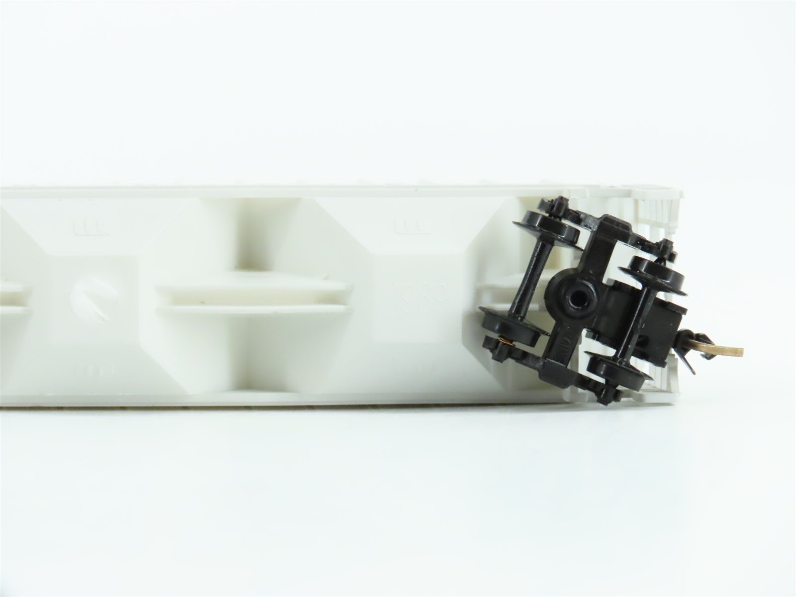 N Scale Precision Masters 1531 WP Western Pacific 3-Bay Covered Hopper #12103