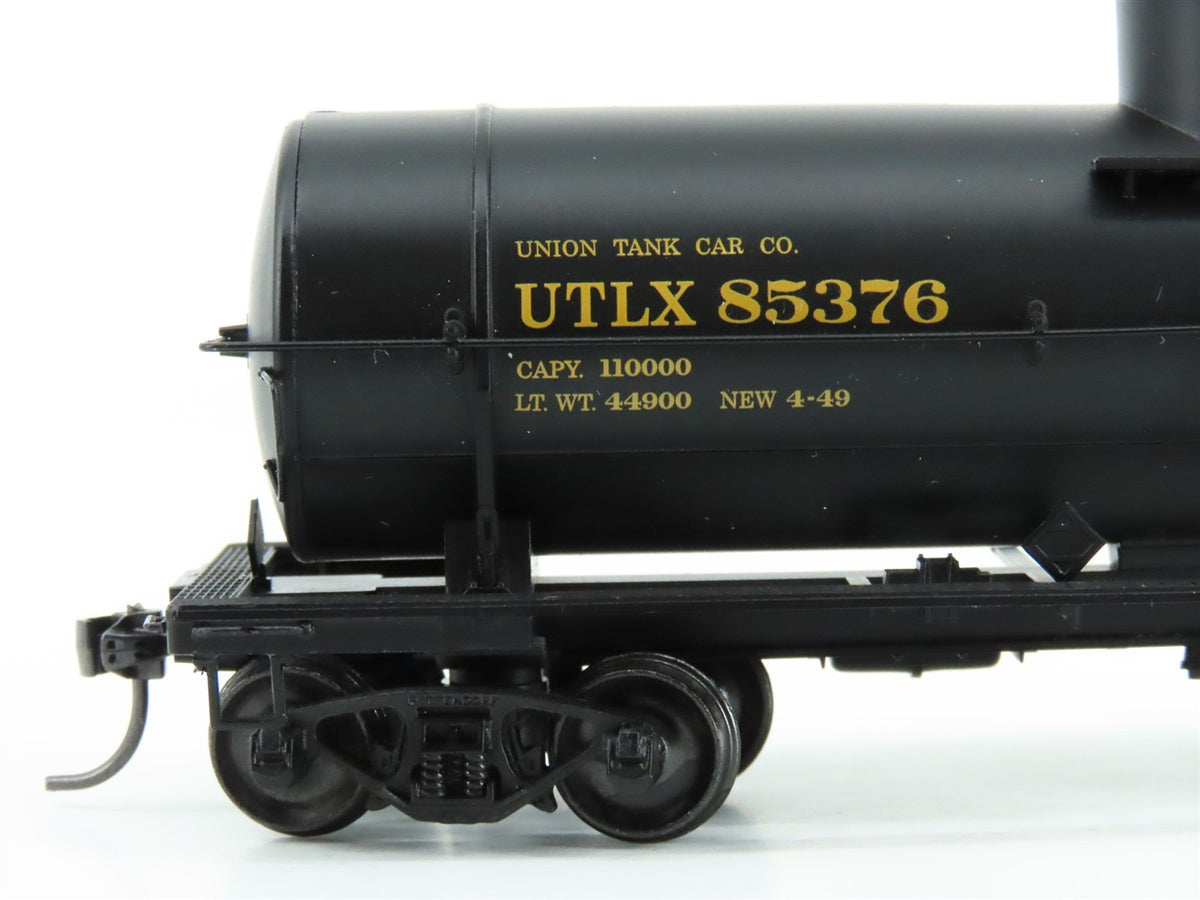 HO Scale Red Caboose RR-33001-6 UTLX 103W 10K Gal Single Dome Tank Car #85376