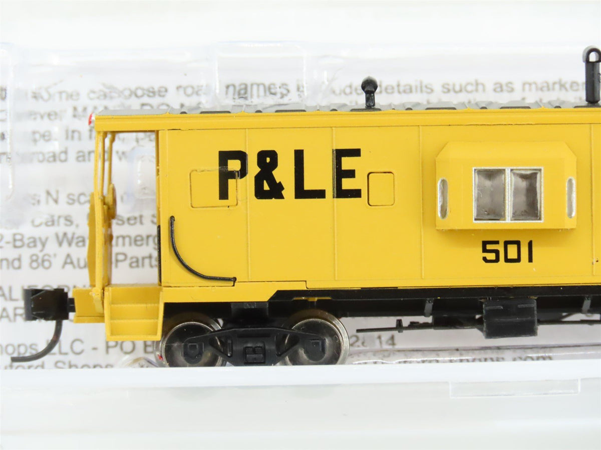 N Scale Bluford Shops 40040 PLE Pittsburgh &amp; Lake Erie Bay Window Caboose #501