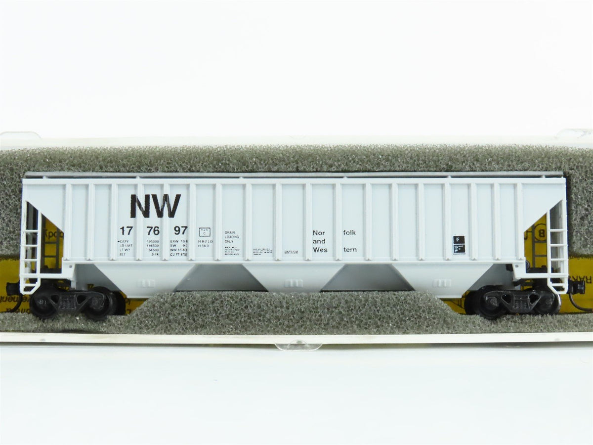 N Scale Precision Masters 1427 NW Norfolk Western 3-Bay Covered Hopper #177697