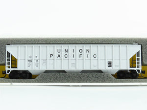 N Scale Precision Masters 1701 UP Union Pacific 3-Bay Covered Hopper #70911