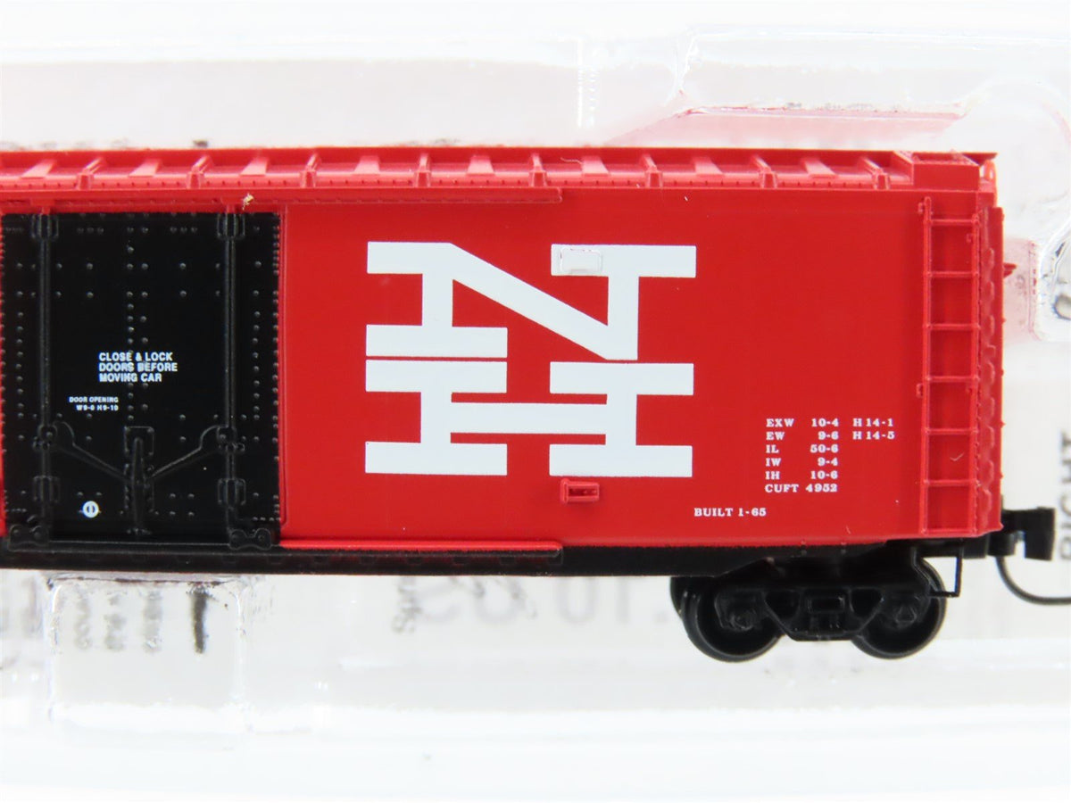 Z Scale Micro-Trains MTL 13628-2 NH New Haven 50&#39; Plug Door Box Car #40602