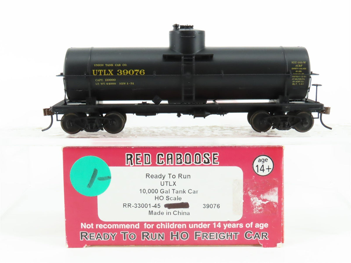 HO Scale Red Caboose RR-33001-45 UTLX 10K Gallon Single Dome Tank Car #39076