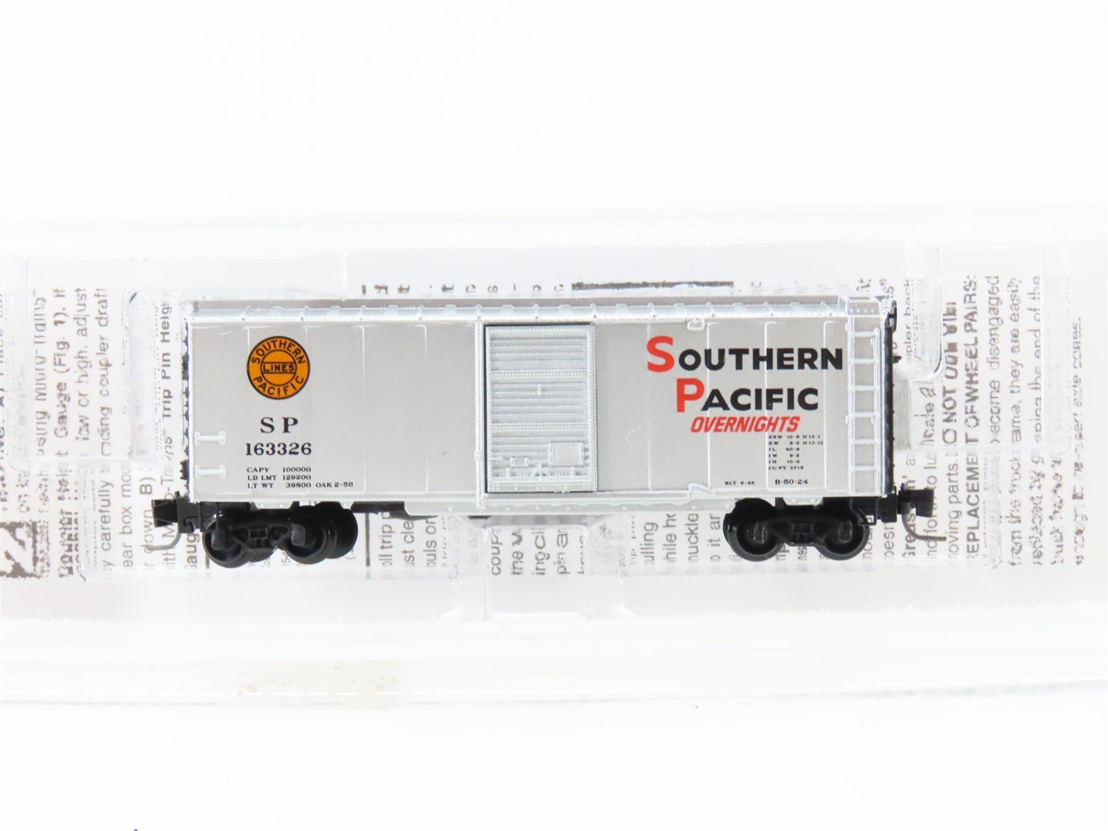 Z Scale Micro-Trains MTL 50000582 SP "Overnights" 40' Box Car #163326