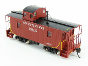 HO Walthers Proto #920-103401 PRR Pennsylvania N6b Class Cabin Caboose #982143