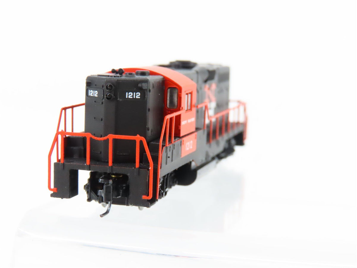 Z Scale Micro-Trains MTL 98201032 NH New Haven &quot;McGinnis&quot; EMD GP9 Diesel #1212