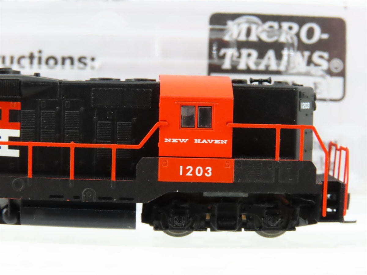 Z Scale Micro-Trains MTL 98201031 NH New Haven &quot;McGinnis&quot; EMD GP9 Diesel #1203