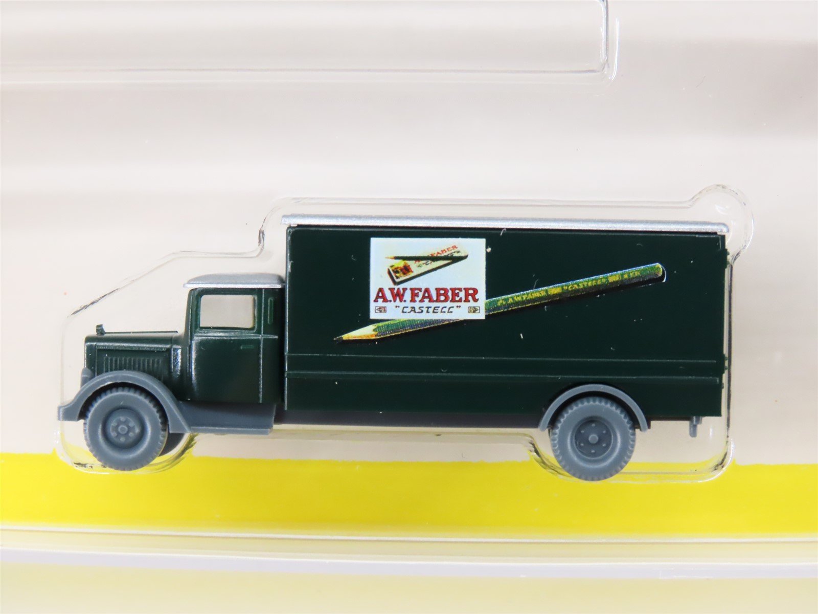 N Scale Minitrix 15049 A. W. Faber 