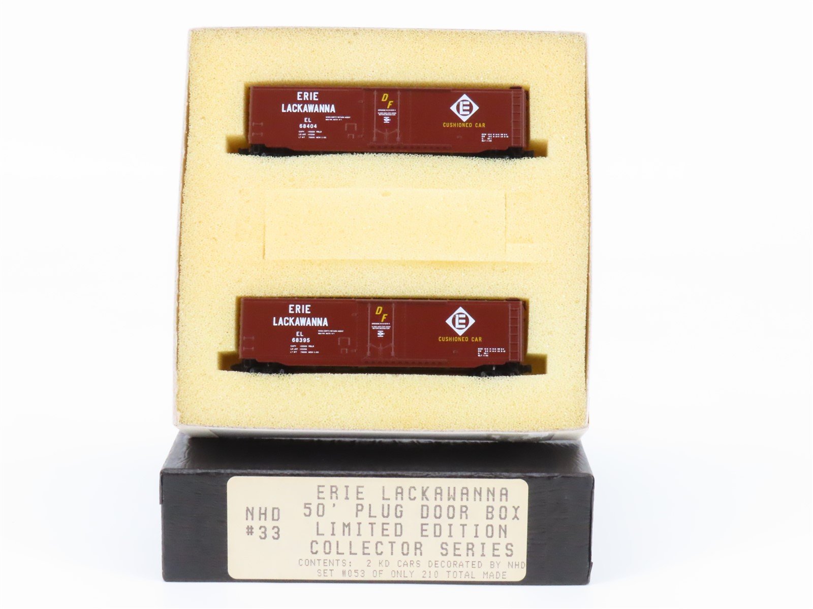 N Scale Kadee / NHD #33 EL Erie Lackawanna 50' Box Cars 2-Car Set - Custom