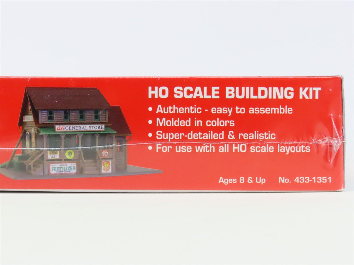 HO Scale Walthers Life-Like Plastic Kit #433-1351 General Store - SEALED