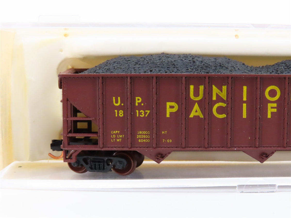 N Scale Atlas 3263 UP Union Pacific 90-Ton 3-Bay Hopper #18137 w/ Load