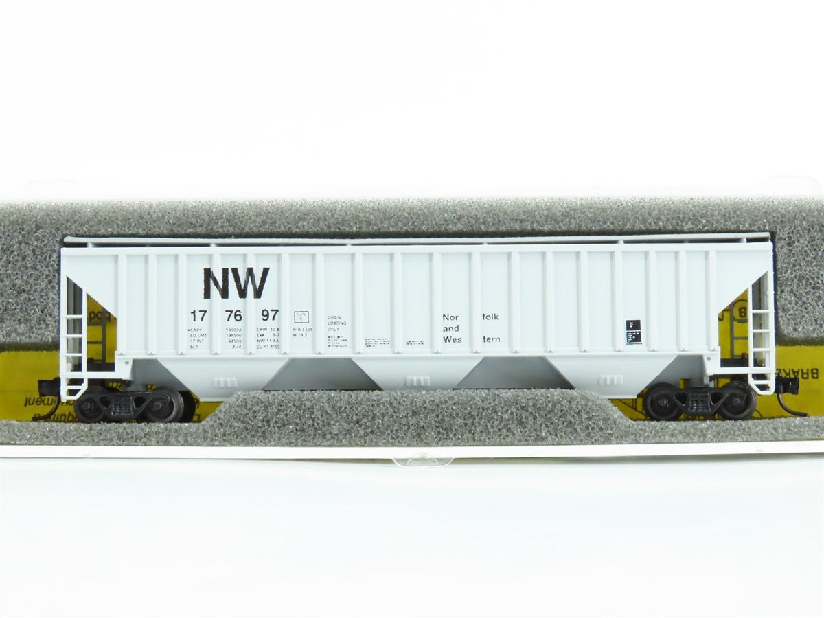 N Scale Precision Masters 1427 NW Norfolk &amp; Western 3-Bay Covered Hopper #177697