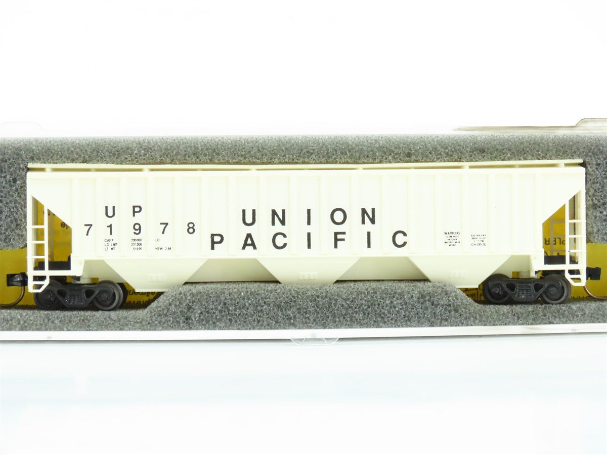 N Scale Precision Masters 1401 UP Union Pacific 3-Bay Covered Hopper #71978