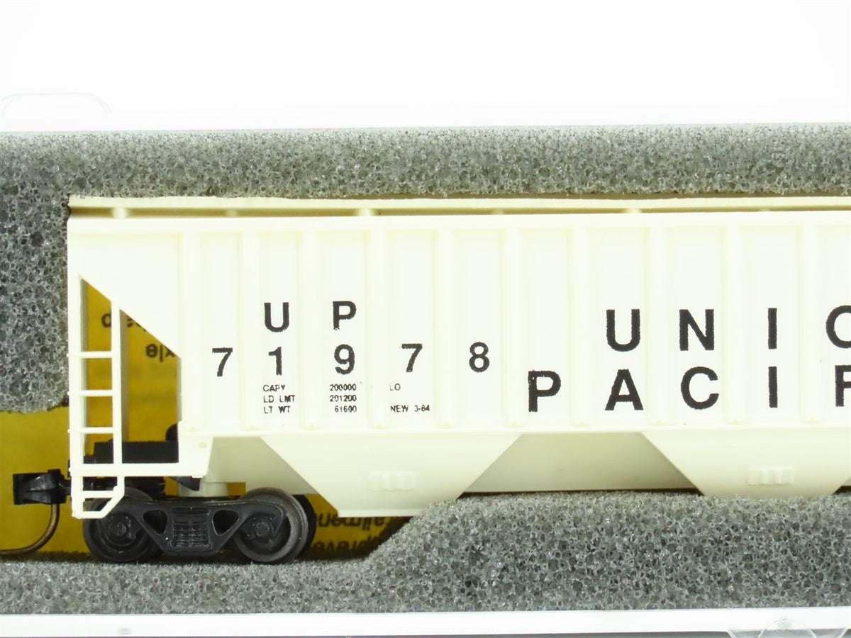 N Scale Precision Masters 1401 UP Union Pacific 3-Bay Covered Hopper #71978