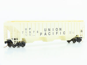 N Scale Precision Masters 1401 UP Union Pacific 3-Bay Covered Hopper #71978