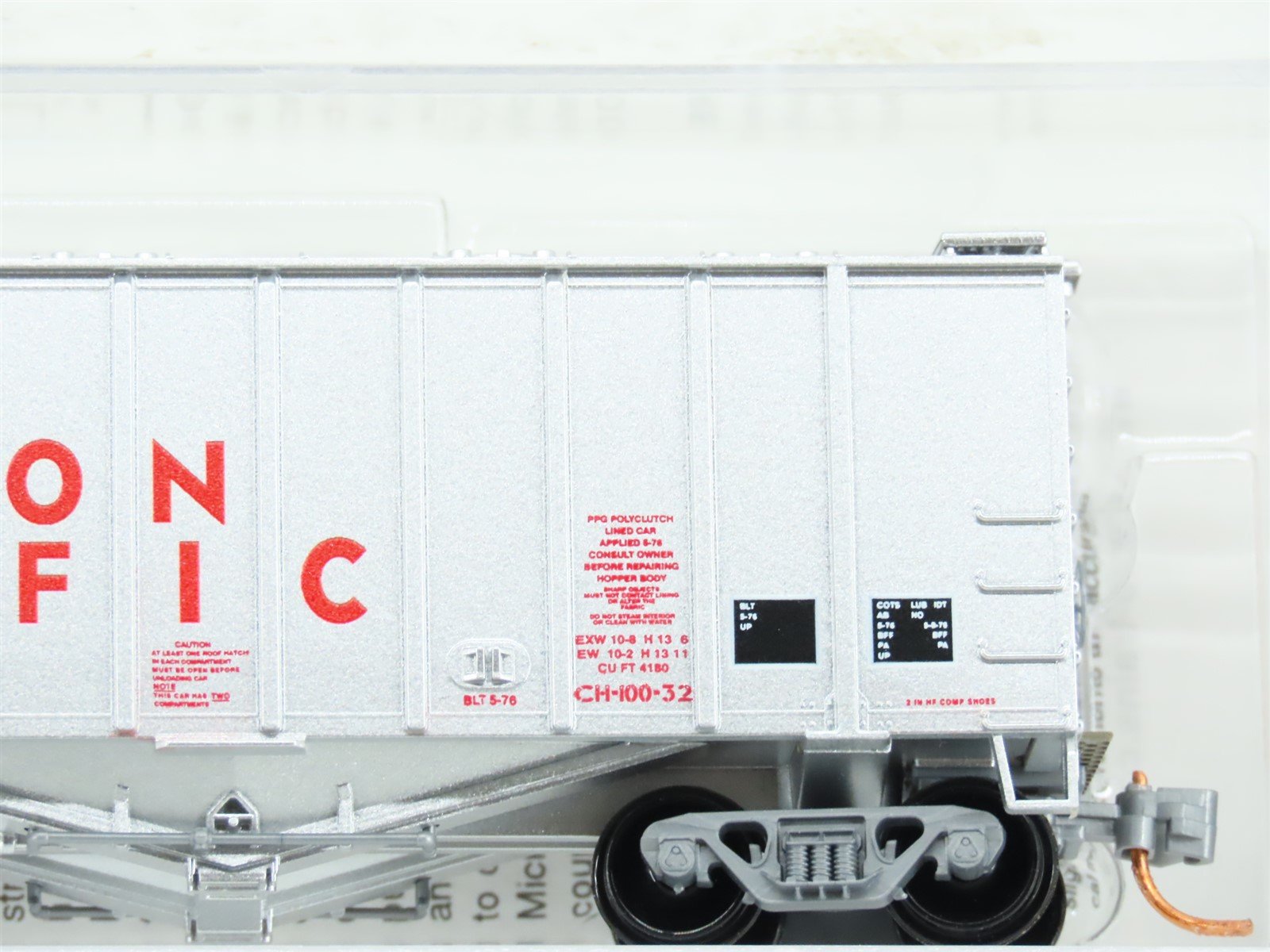 N Scale Micro-Trains MTL 09800052 UP Union Pacific 3-Bay Hopper Car #20627