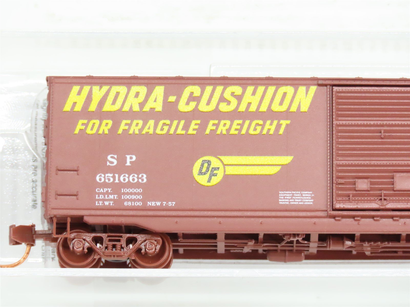 N Scale MicroTrains MTL 03100522 SP Southern Pacific 50' Standard Boxcar #651663