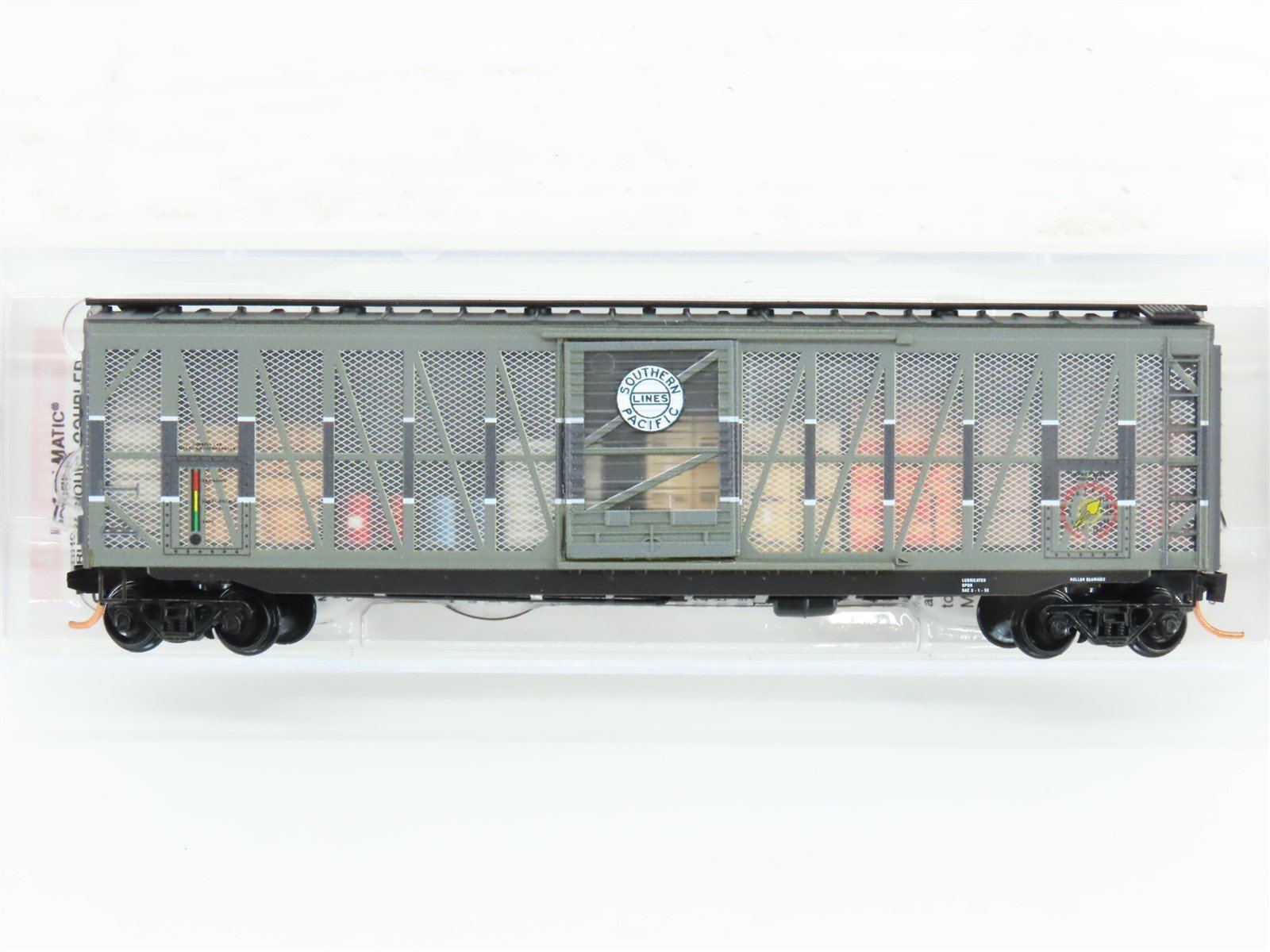 N Scale MicroTrains MTL 03100490 SP Southern Pacific 50' Transparent Boxcar #200