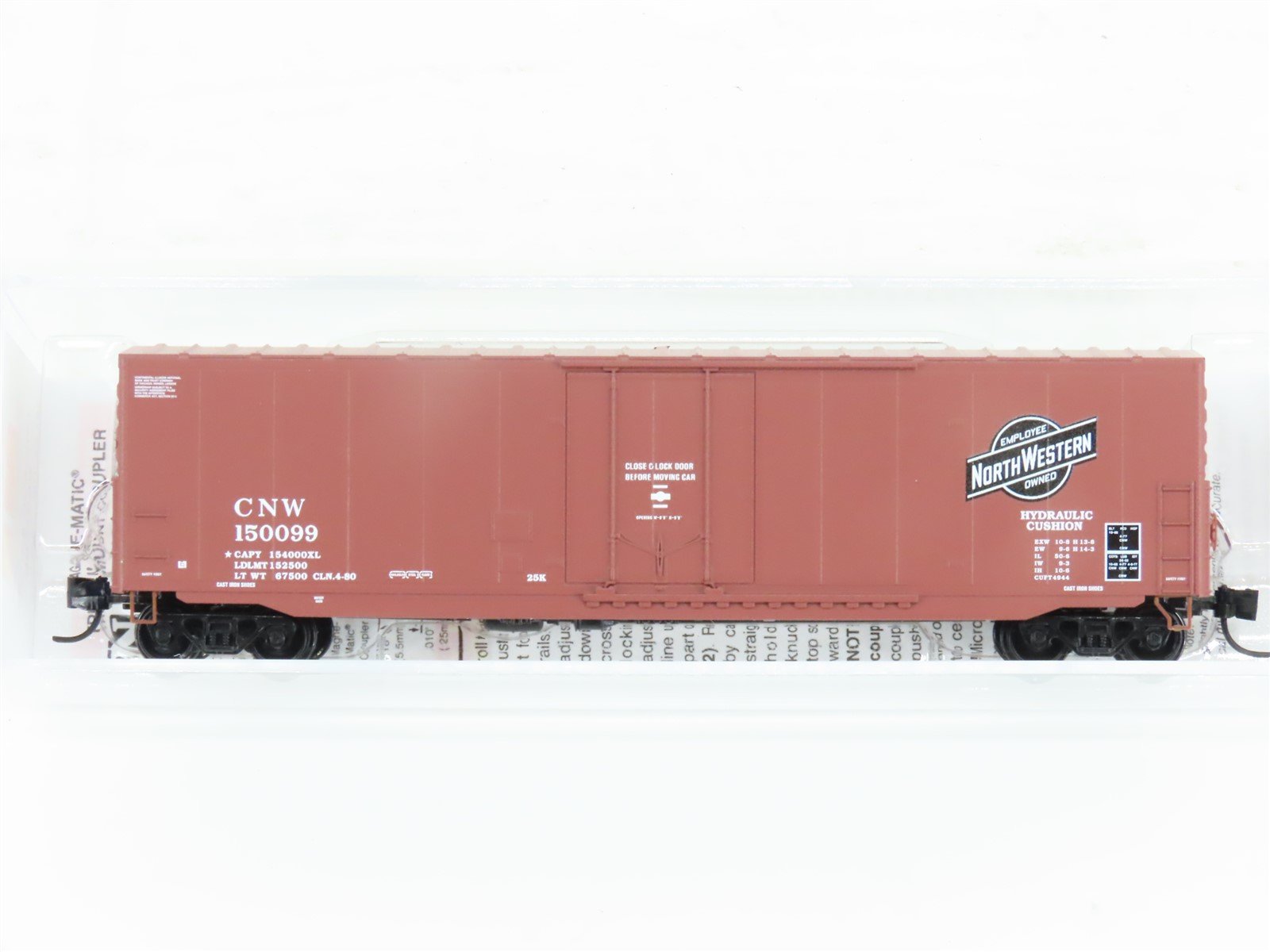 N Micro-Trains MTL 18100100 CNW Chicago Northwestern 50' Boxcar #150099