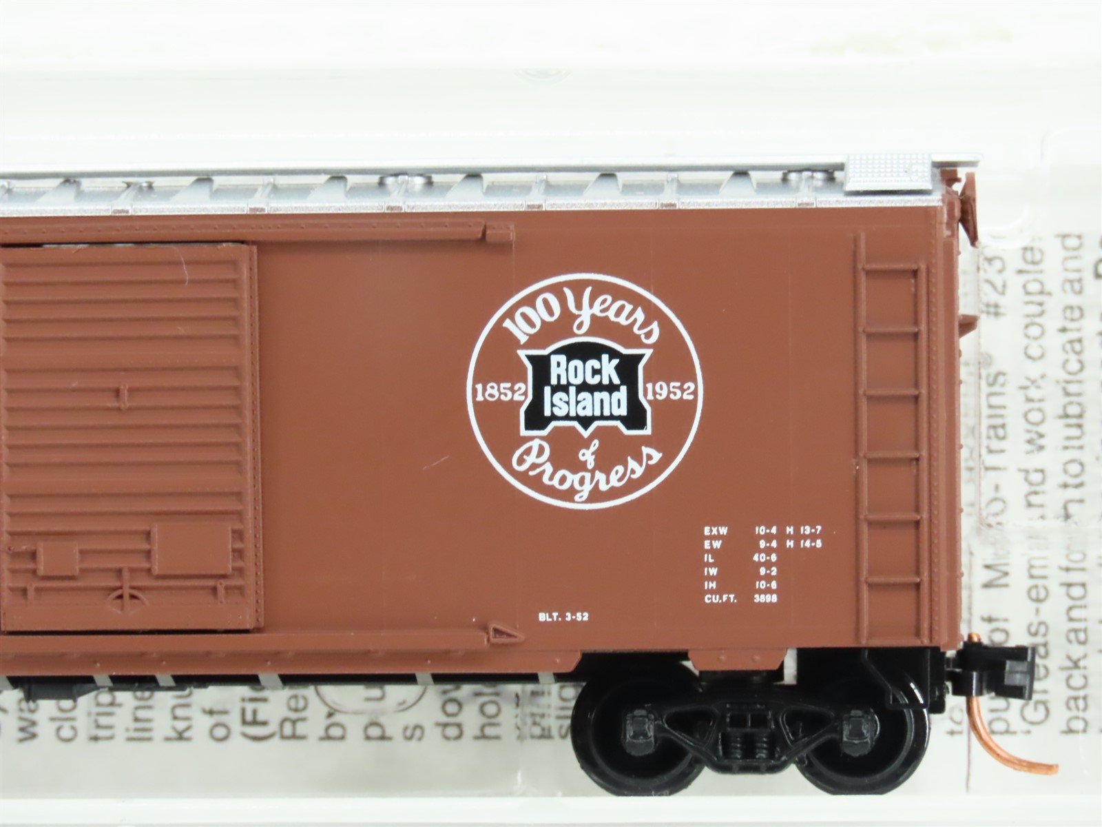 N Scale Micro-Trains MTL 20700 RI Route Of The Rockets 40' Boxcar #23220