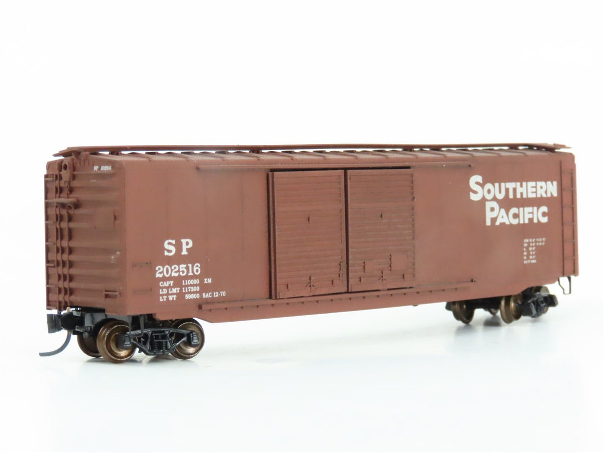N Scale Micro-Trains MTL SP Southern Pacific 50&#39; Boxcar #202516 Weathered