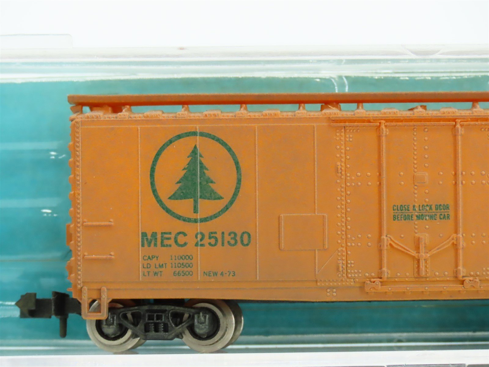 N Atlas 3307 MEC Maine Central Pine Tree 40' Box Car #25130 Custom Weathered