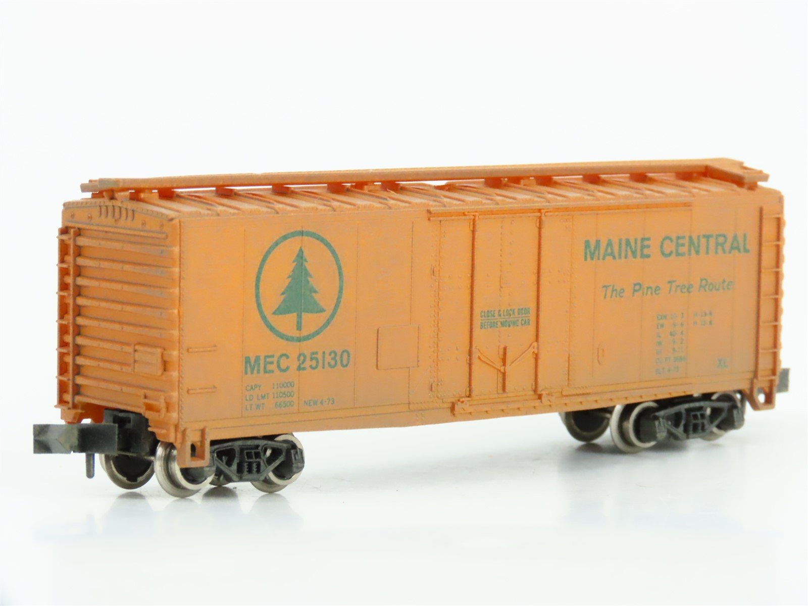 N Atlas 3307 MEC Maine Central Pine Tree 40' Box Car #25130 Custom Weathered