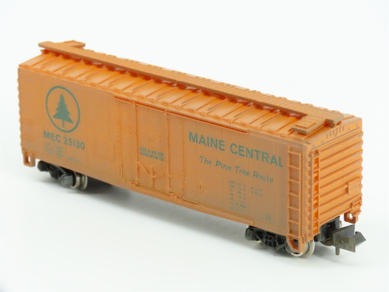 N Atlas 3307 MEC Maine Central Pine Tree 40' Box Car #25130 Custom Weathered