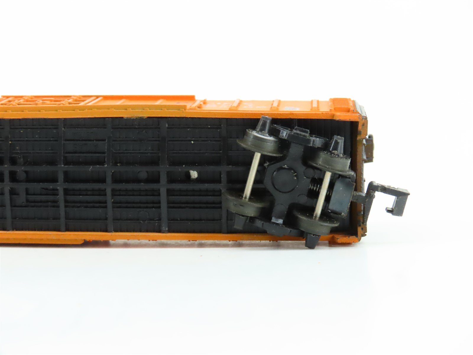 N Scale Atlas 2304 UP PFE Pacific Fruit Express 50' Reefer Custom Road #300209