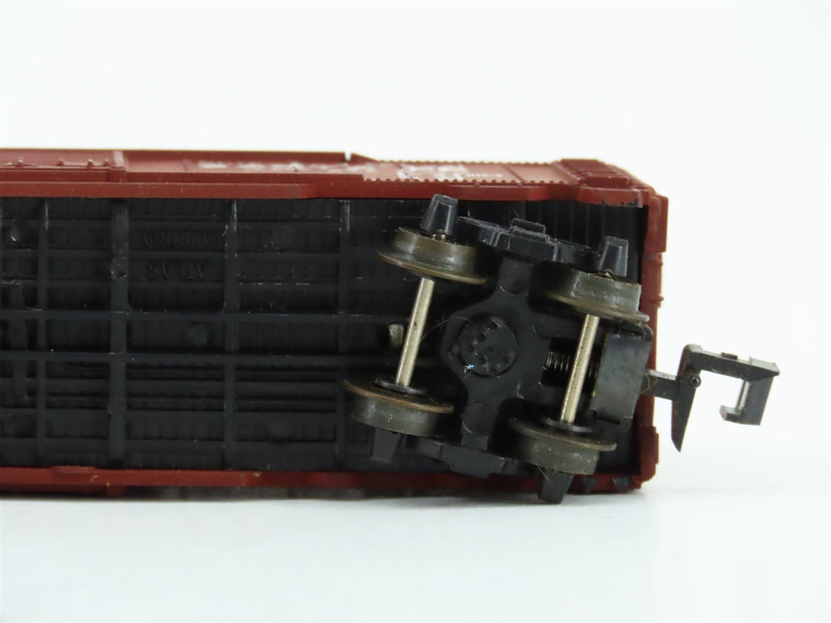 N Scale Atlas 2203 ATSF Santa Fe Railroad 41&#39; Single Door Box Car #15231