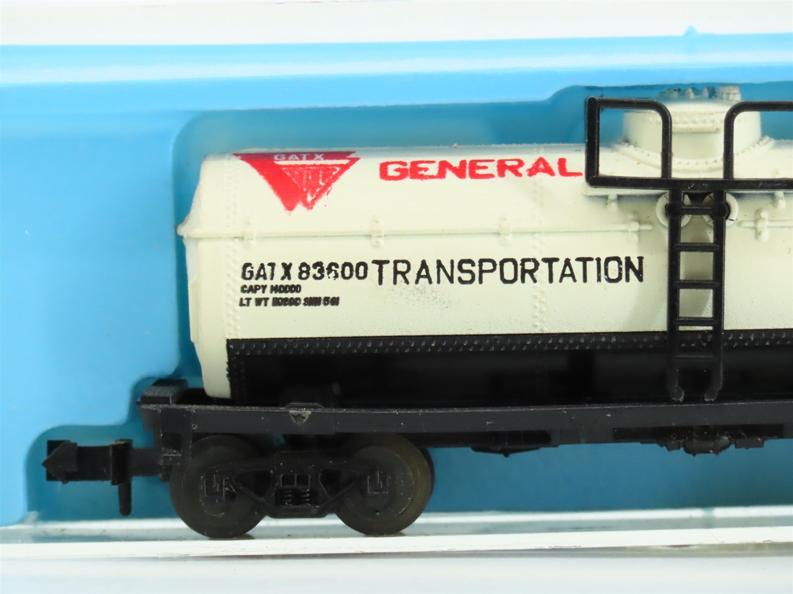 N Scale Atlas 2264 GATX General American Single Dome Chemical Tank Car #83600